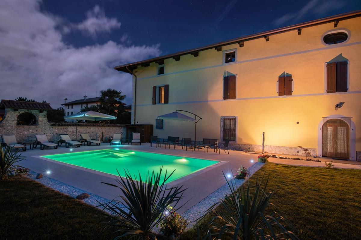 ファガーニャ Casa Pellis Bed & Breakfast エクステリア 写真