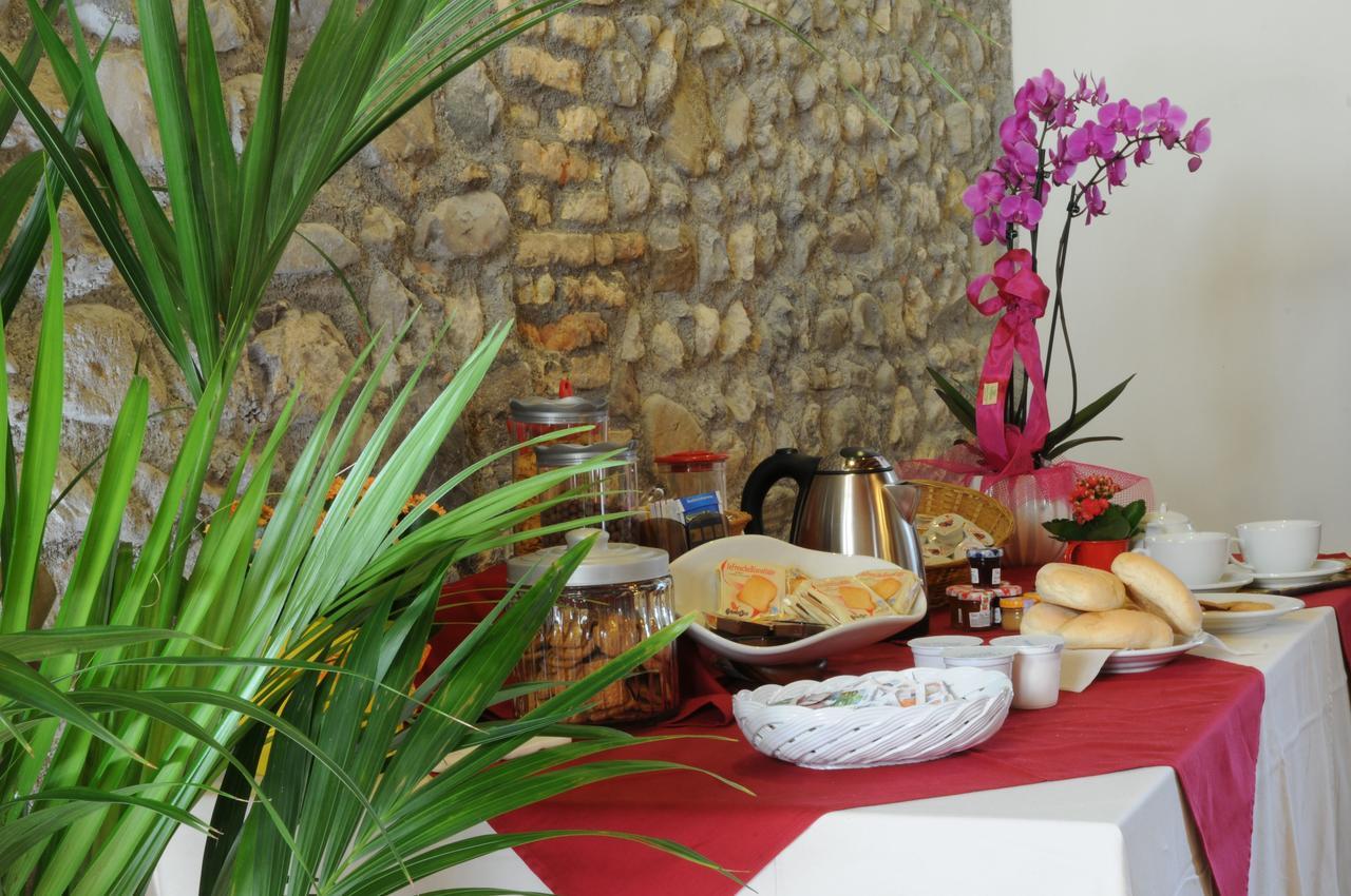 ファガーニャ Casa Pellis Bed & Breakfast エクステリア 写真